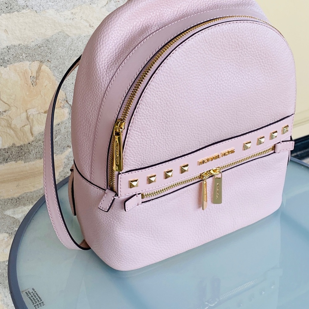 NWT Michael kors studded mf kenly leather backpack - Picture 2 of 9